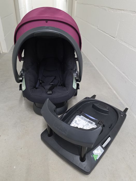 Cafeira Auto Bebé - STOKKE com base ISOFIX
