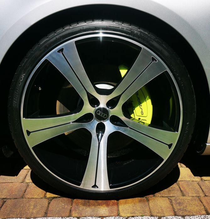 Audi A8 D4 4.2 TDI 350 Bardzo zadbany egzemplarz. Polecam.