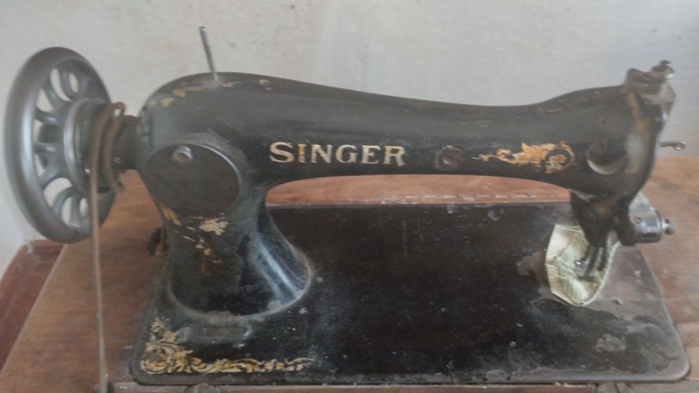 Швейная машинка SINGER