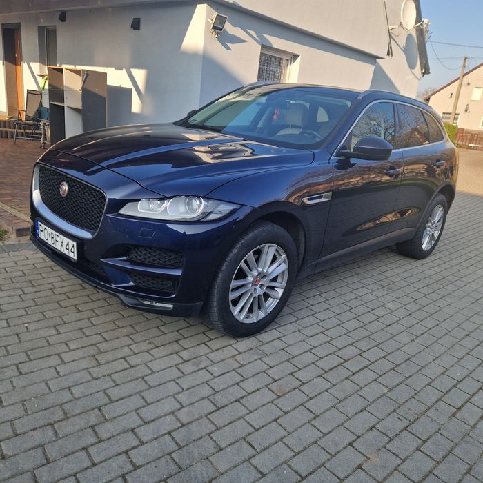 Jaguar f-pace 20,d  241 km R sport