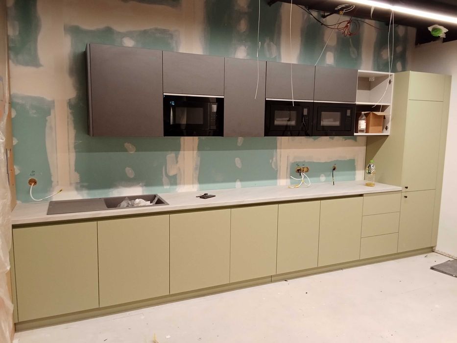 Ekipa montażowa podejmie współpracę.