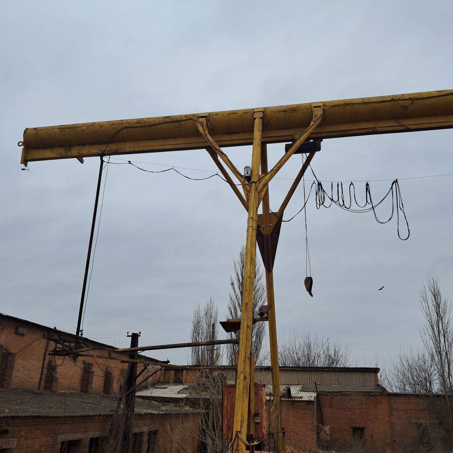 Кран козловий ККТ 5 з рельсами
