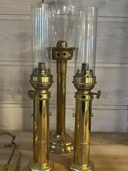Lampa naftowa marynistyczna oficerska mosiadz 1842r sygnowana antyk