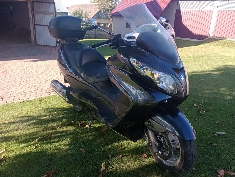 Suzuki Burgman 400