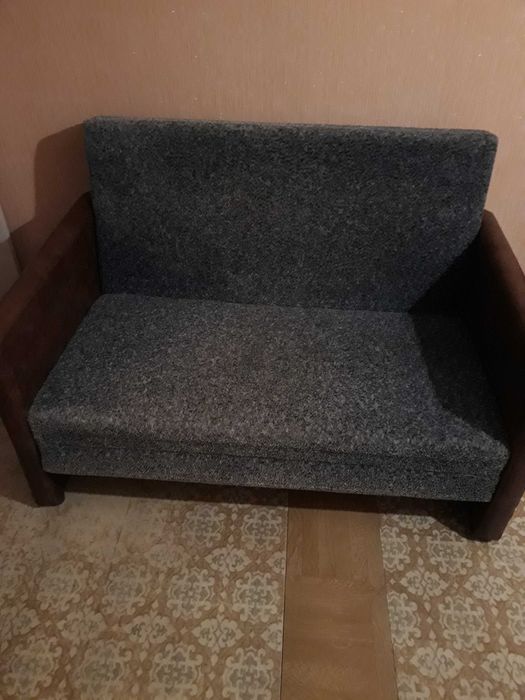 Продам диванчик!