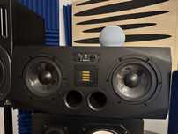 Colunas ADAM A77X
