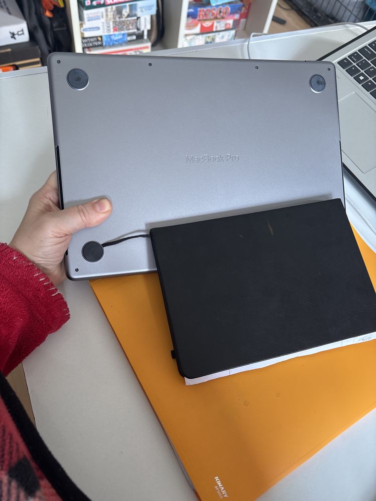 Macbook Pro M1 14'' com Apple Care