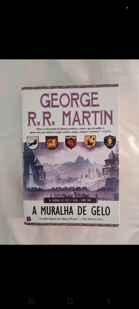 A Muralha de Gelo - Guerra dos Tronos Livro II