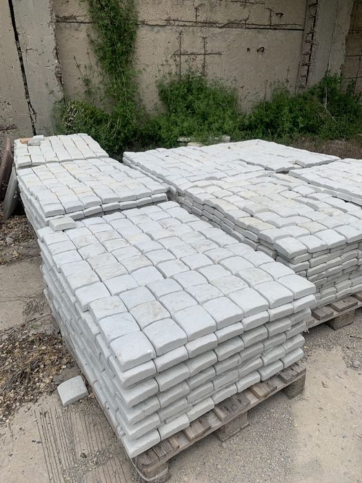 Продам тротуарну плитку