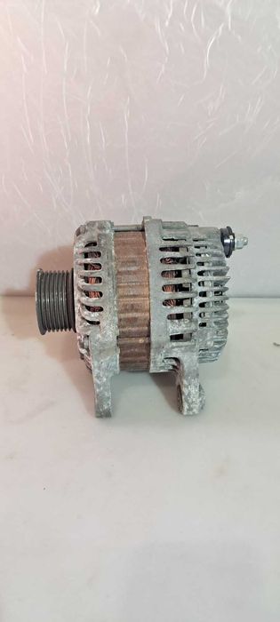 Nissan Versa Note 13-19 1.6 Генератор / Нисан Верса Нот