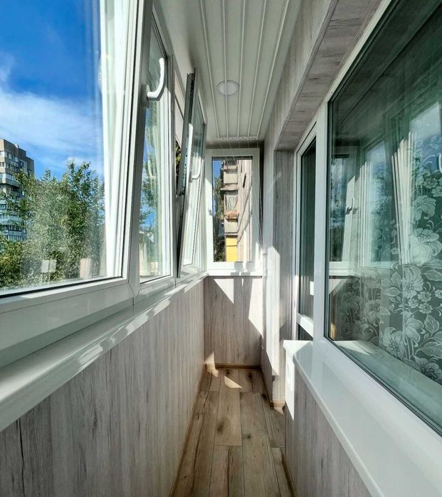 Монтаж Балкона з нуля Деснянський р-н Балкон під ключ, ДОСВІД 17 років