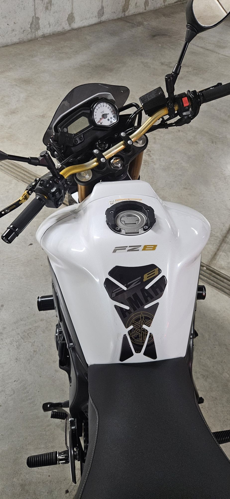 Sprzedam Yamaha FZ8