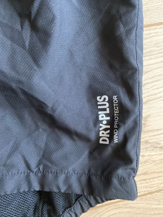 Kamizelka Nakamura wind protection windwall