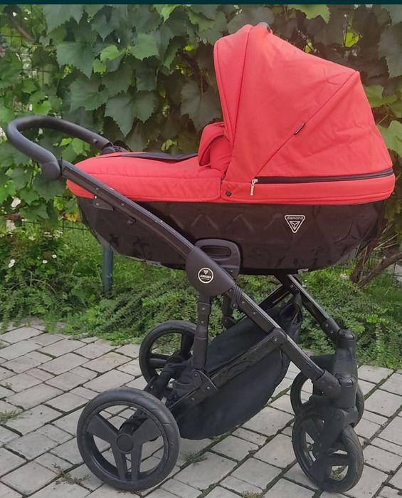Коляска Junama Diamond 2в1