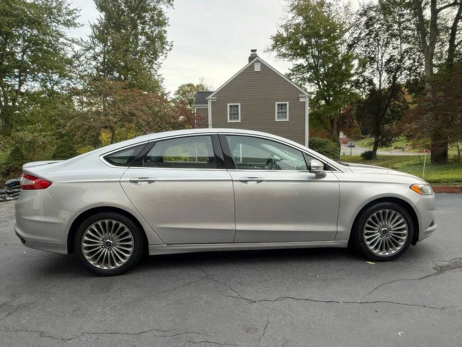 Ford Fusion Titanium      2015
