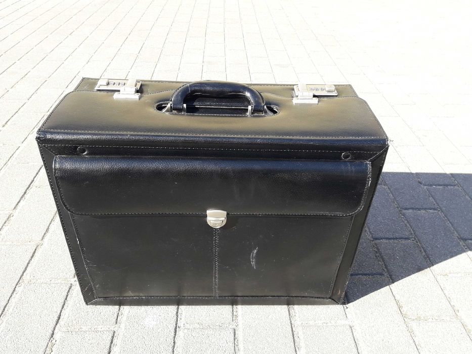 Torba lekarska kufer kuferek teczka pilotka skóra db stan nr 1