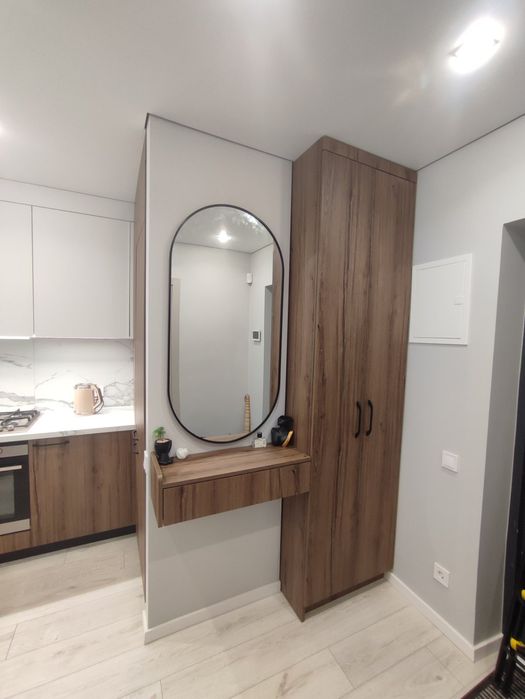 Меблі, меблі на замовлення, кухня, шафа купе, передпокій, вітальні.