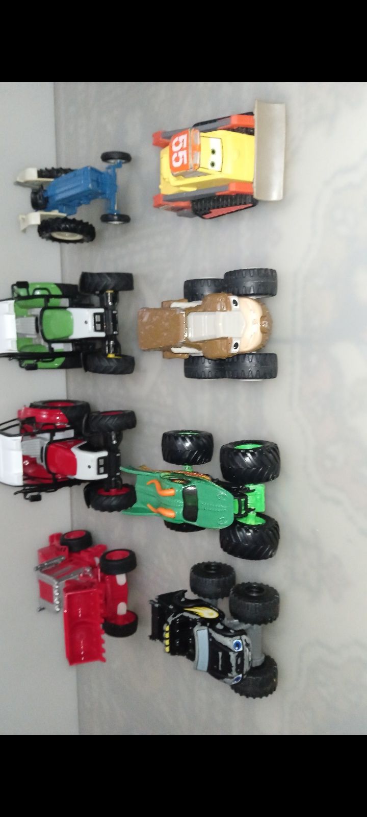 Miniaturas em Metal, Construção Civil e Agrícolas