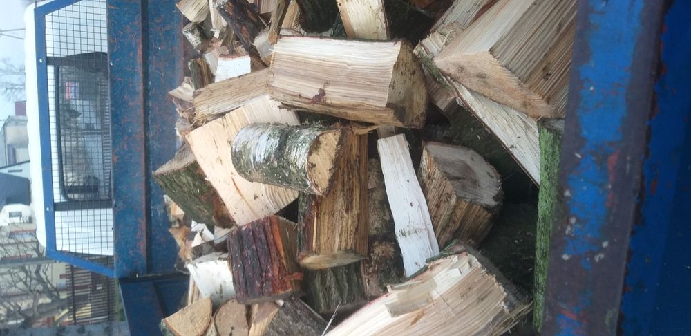 Drzewo opałowe kominkowe