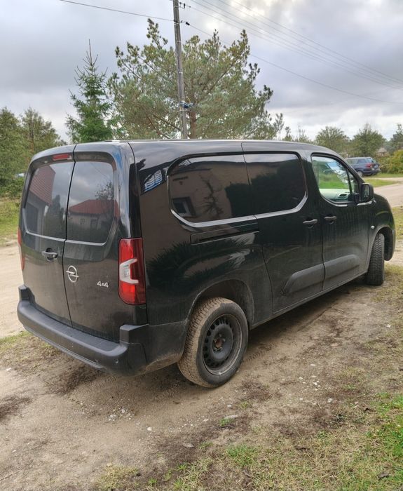 Wynajem wypożyczalnia najem samochód opel combo