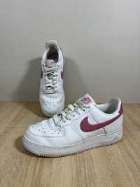 Nike Air Force 1 07 białe różowe sneakersy 39 damskie sportowe buty