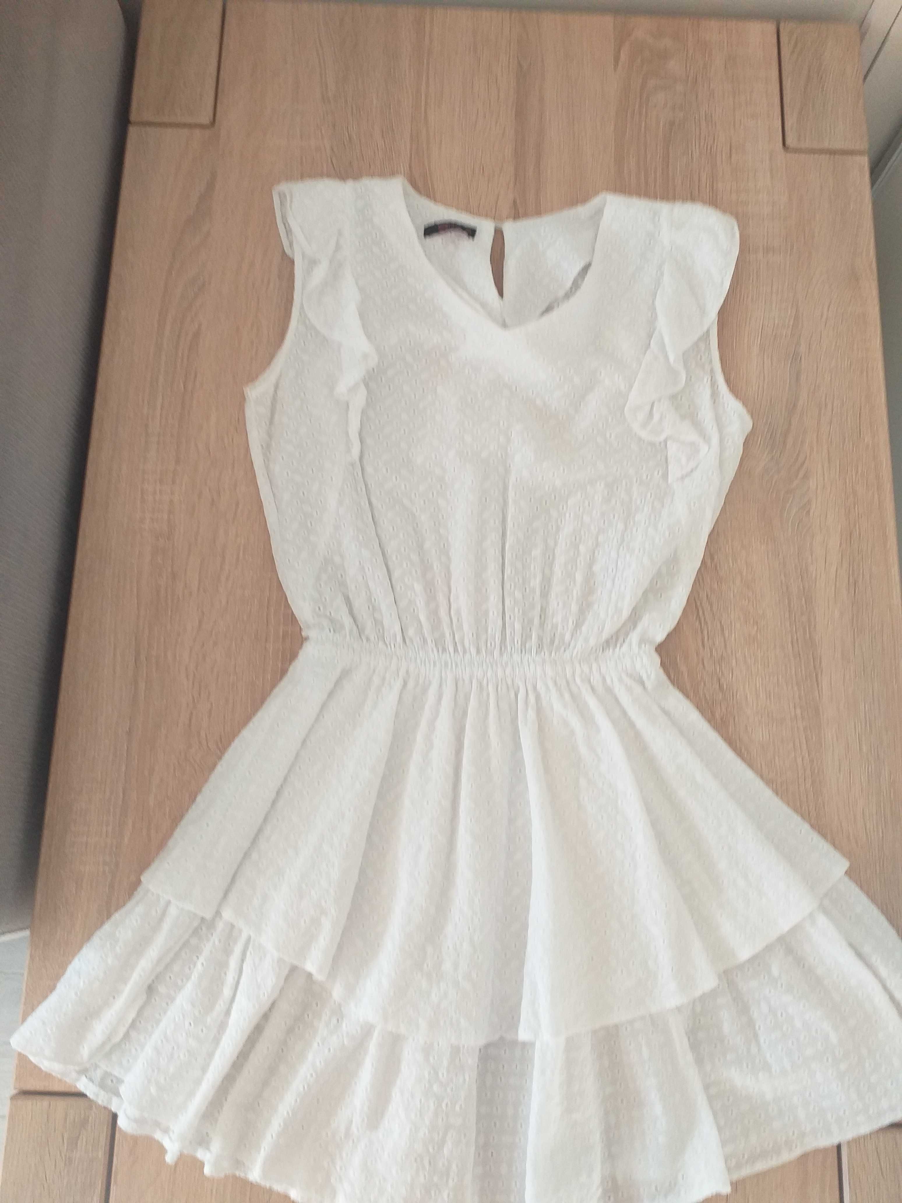 Biała sukienka r.40