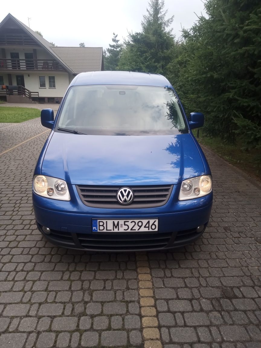 VW Caddy 1.6 benzyna life  2009