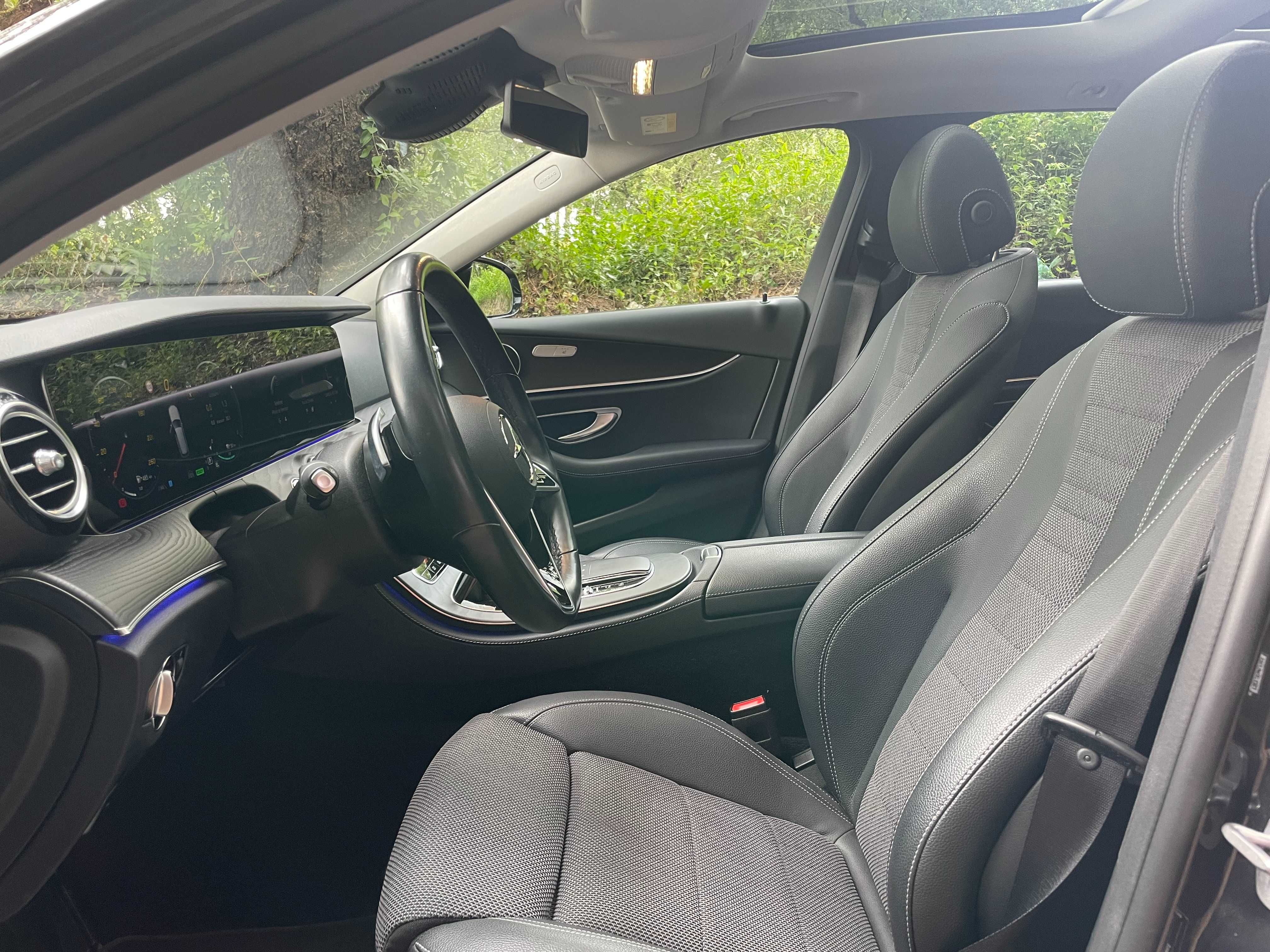 Mercedes-Benz E300de PANO JUNGE STERNE