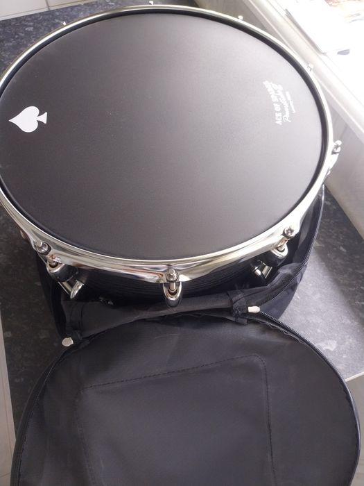 Vendo tarola 14x8 polegadas