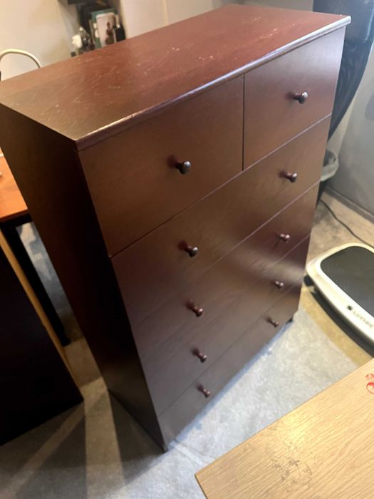 Oddam mebel za darmo