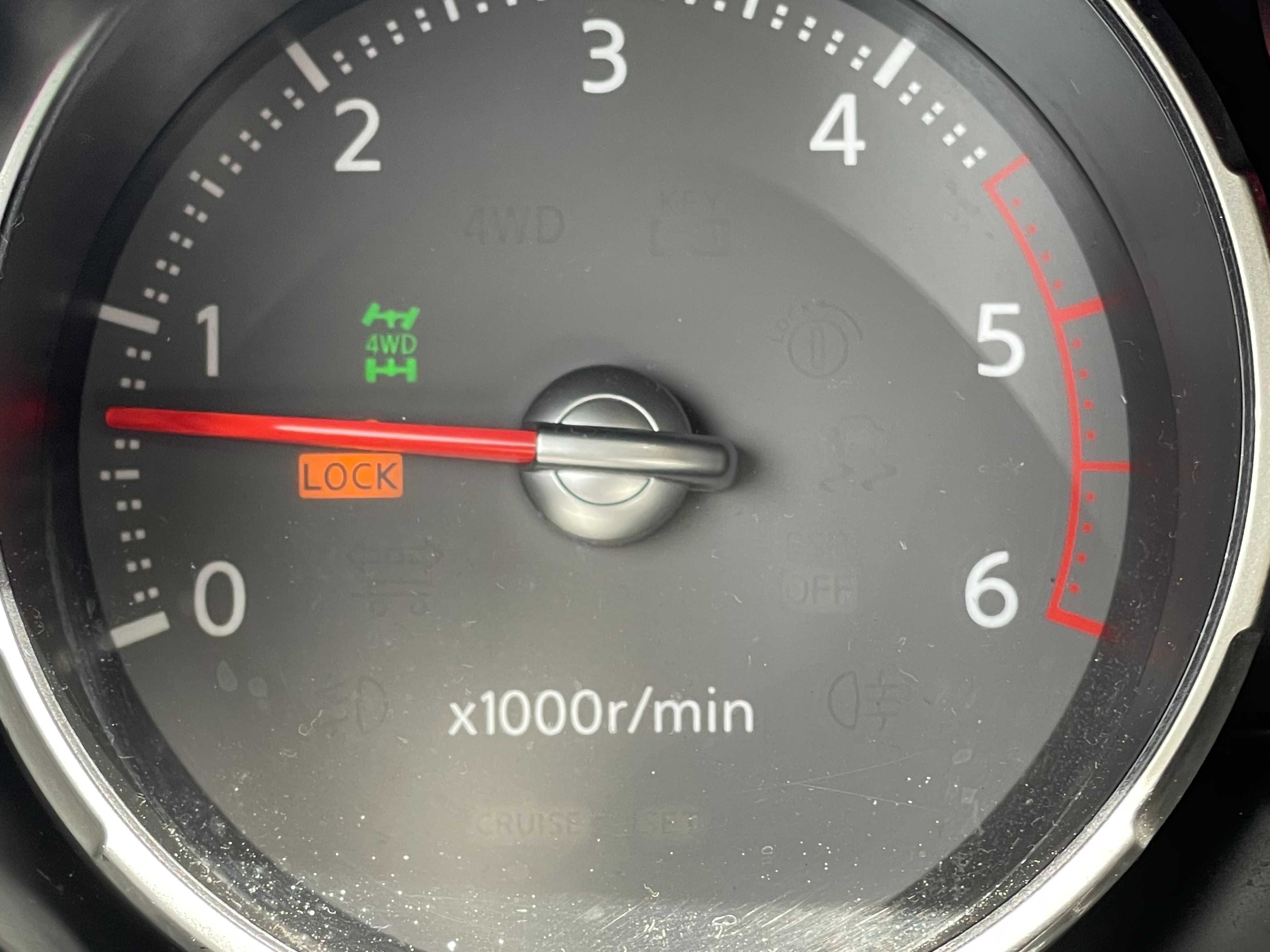 Nissan Qashqai+2 - 2.DCI, 7 lugares, 4WD