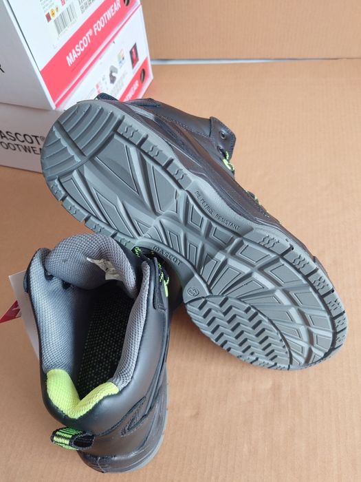 Buty Robocze Wodoodporne Skórzane MASCOT S3 wysokie z Podnoskiem r.44