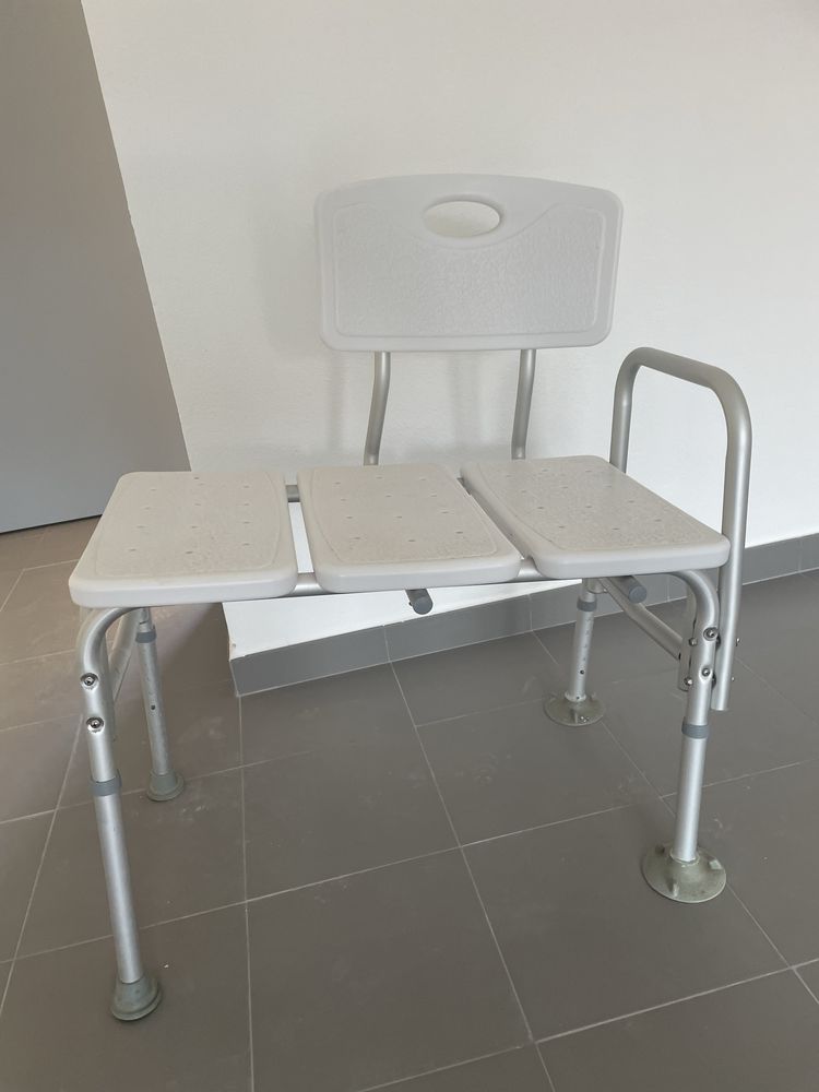 Cadeira de apoio banho para idoso