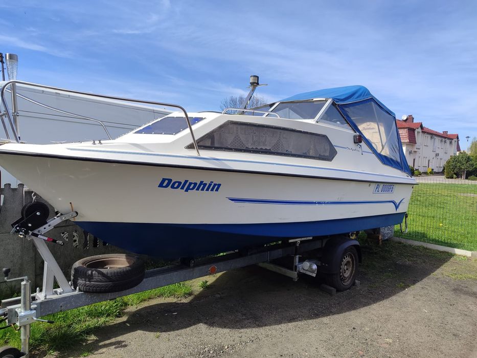 Sprzedam Łódź Dolphin z silnikiem zaburtowym