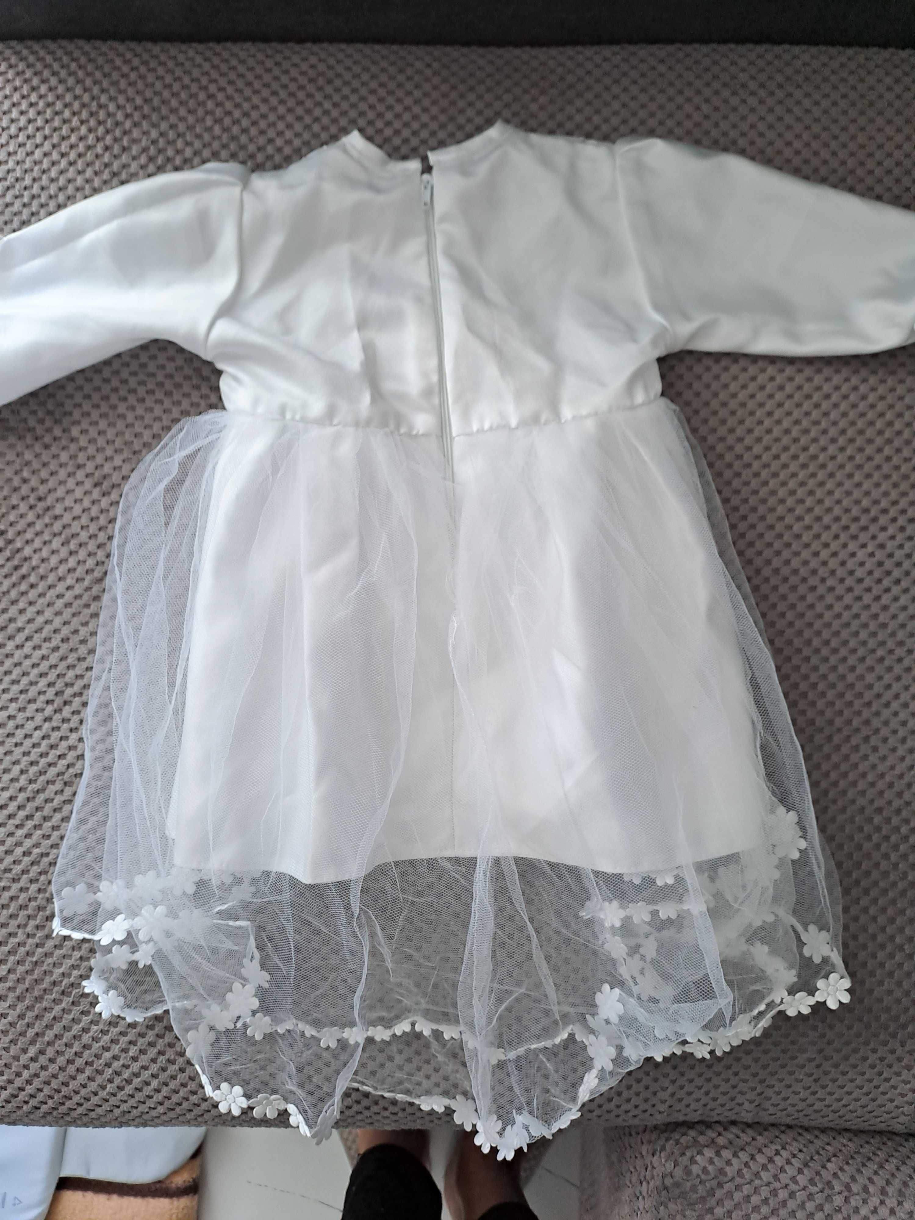 Biała sukienka do chrztu r. 68