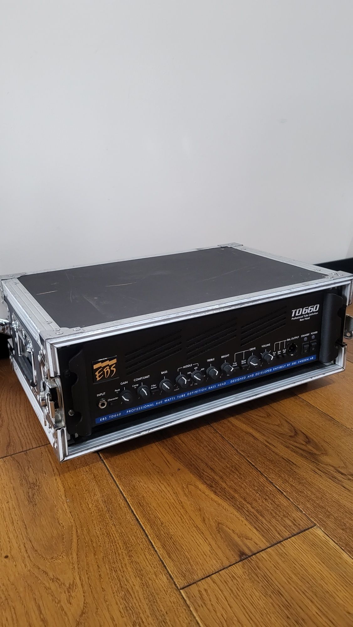 EBS TD660- wzmacniacz basowy