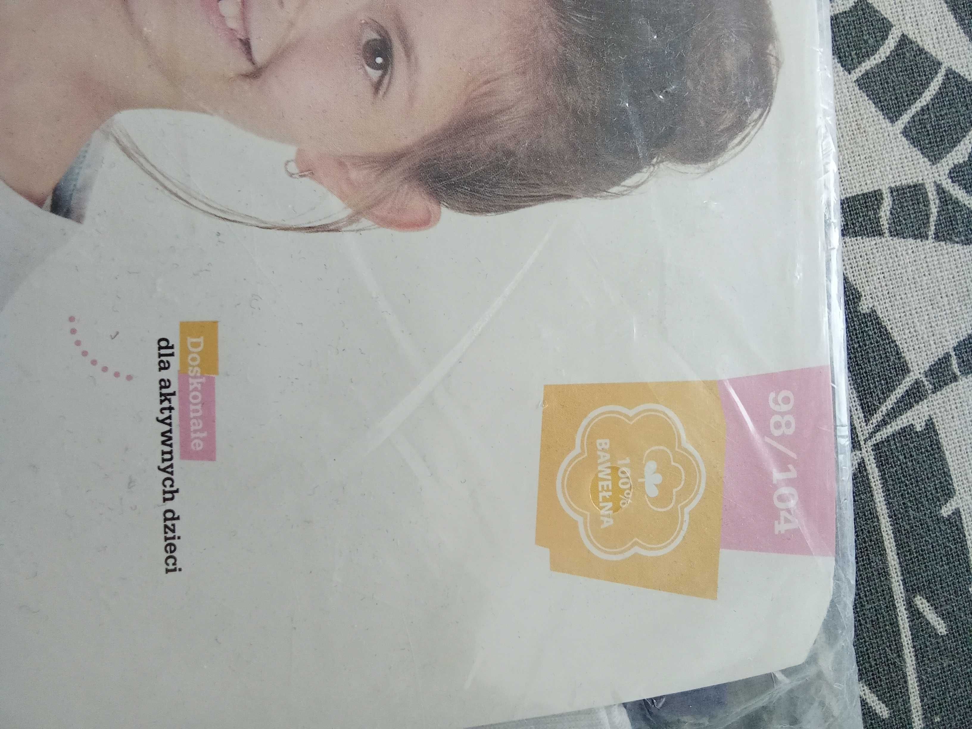 Koszulki / bluzki 2 sztuki rozm. 98 / 104