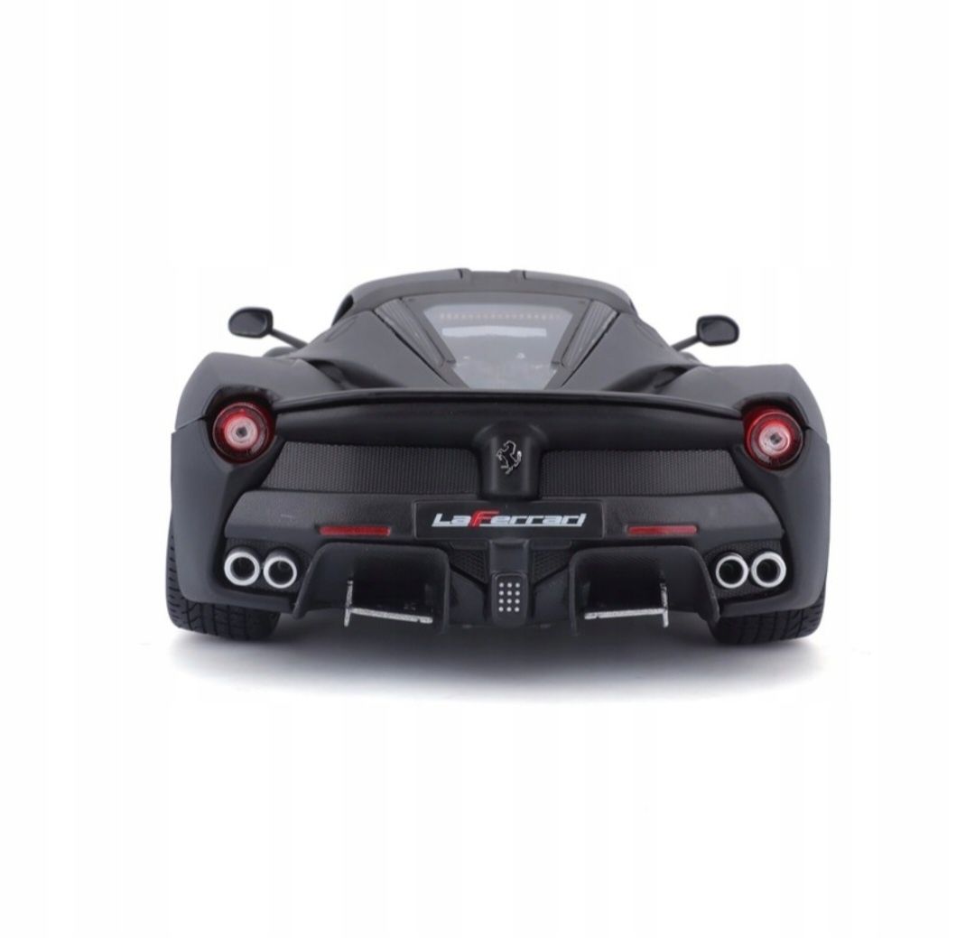 Model Bburago LaFerrari czarne, seria Signature, skala 1:18