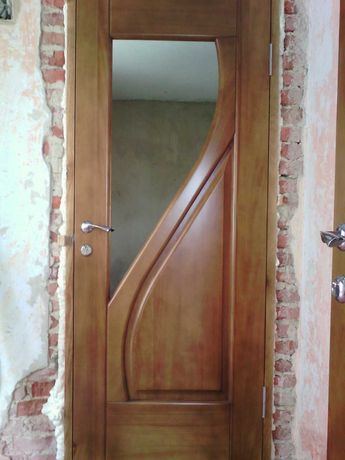 Дерев'яні двері з сосни