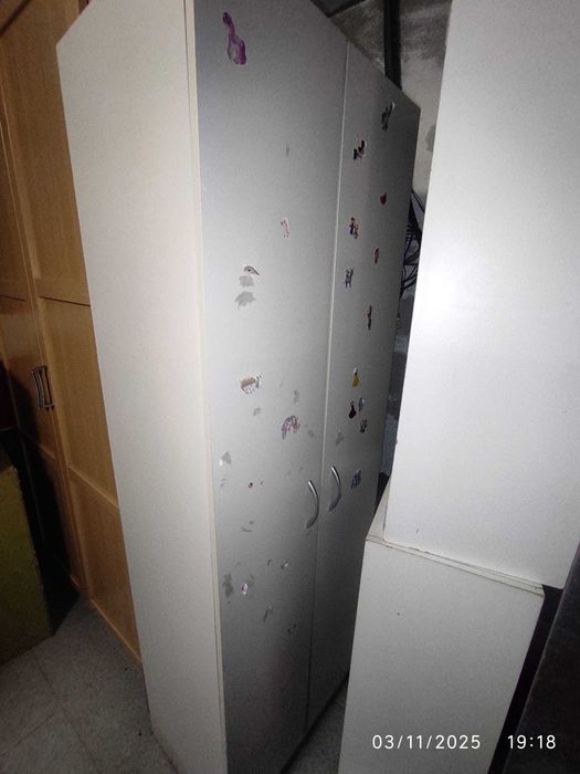 Roupeiro para quarto de criança