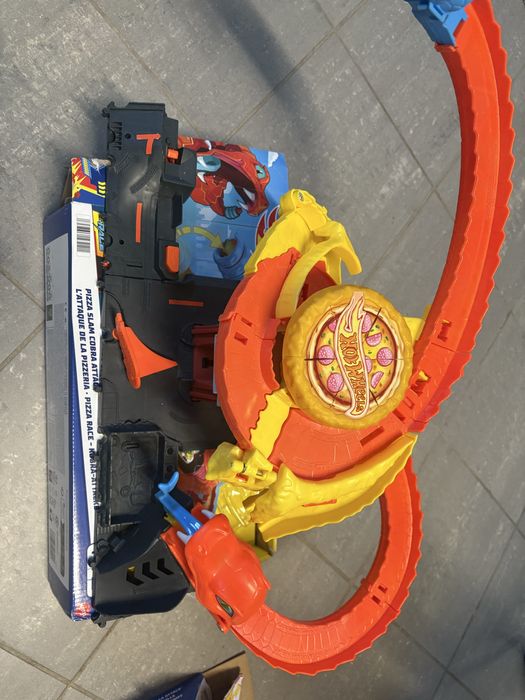 Varias pistas hot wheels