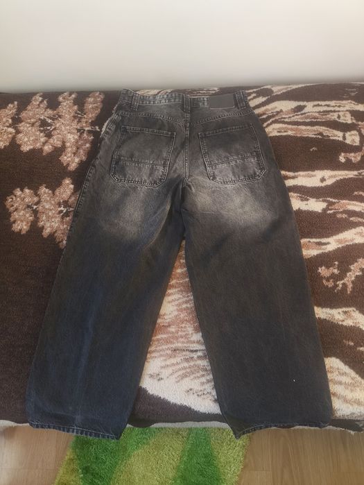 Calças largas pretas