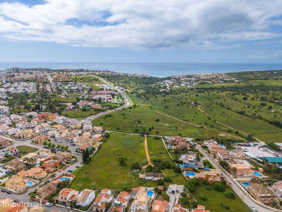 Terreno urbano com projeto aprovado para venda em Lagos