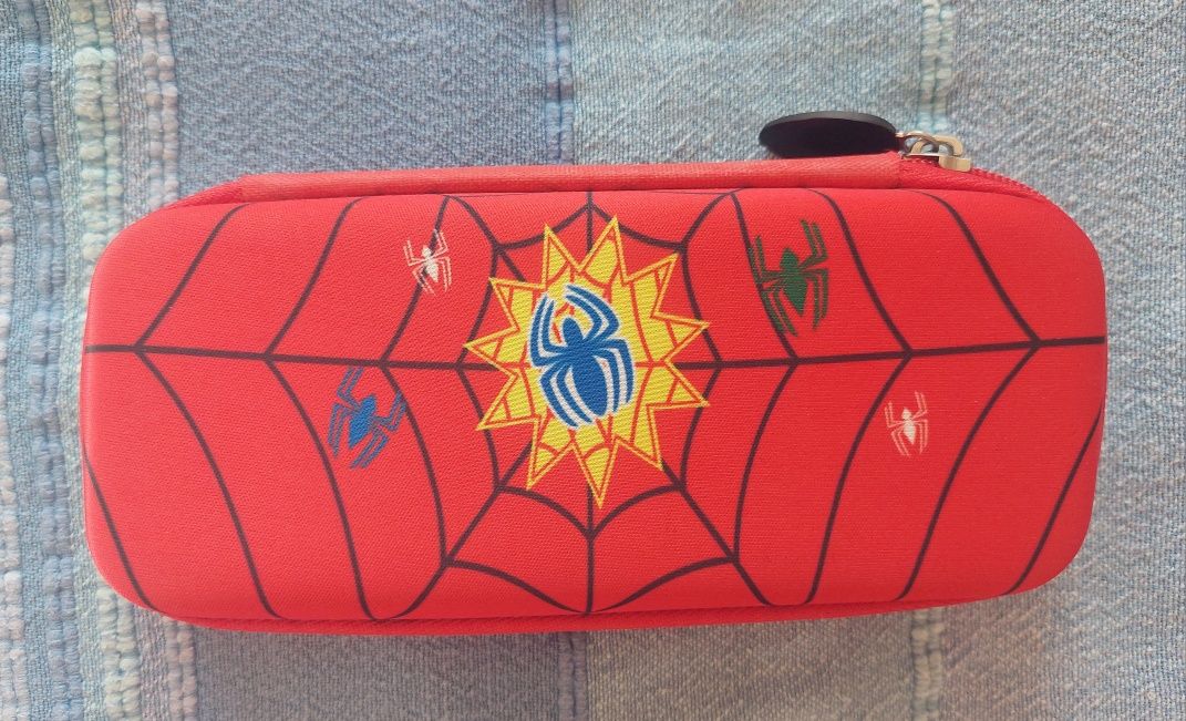 Estojo Homem Aranha (Spiderman) resistente