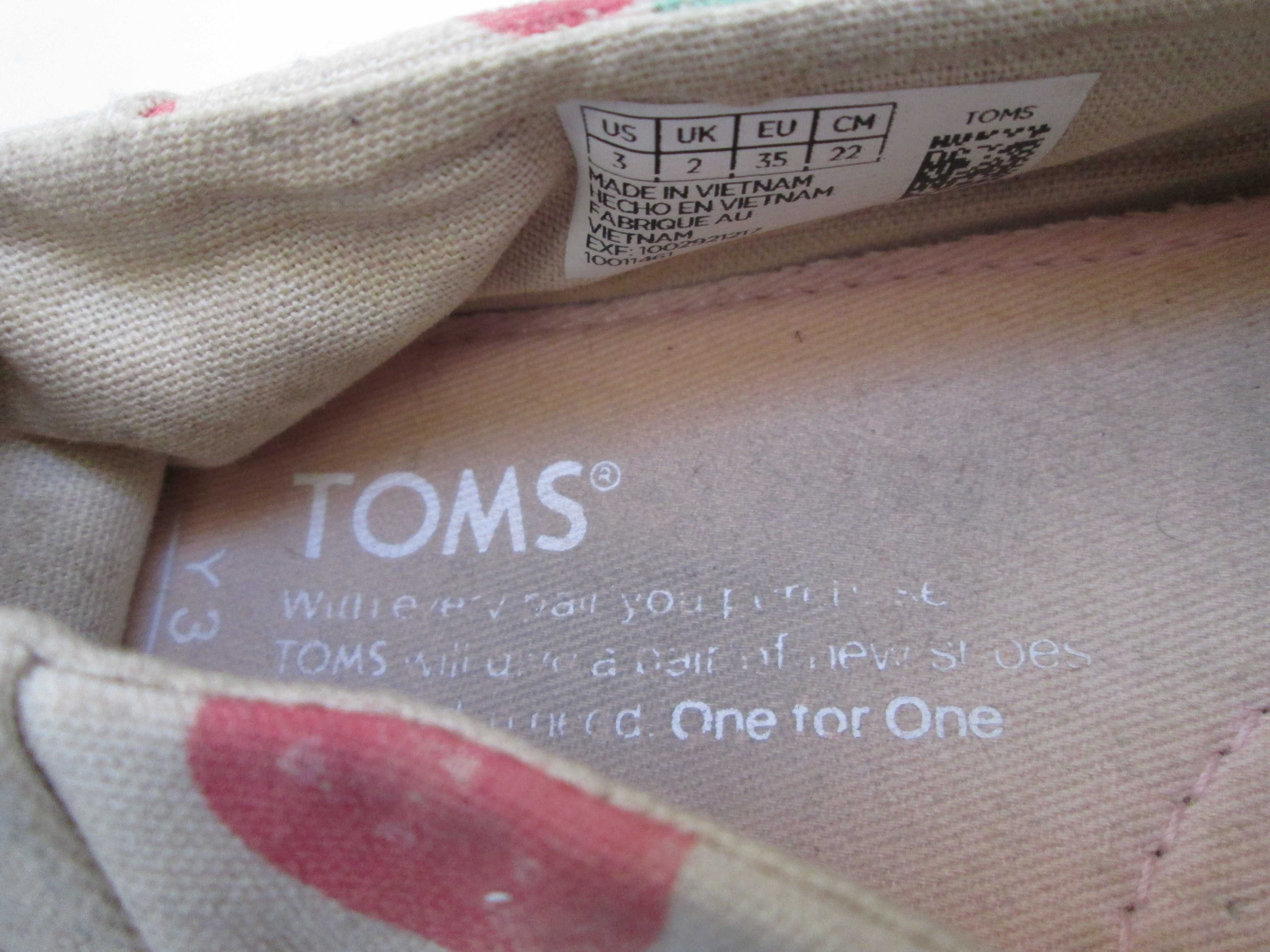 Toms dziewczęce tenisówki w truskawki r. 35