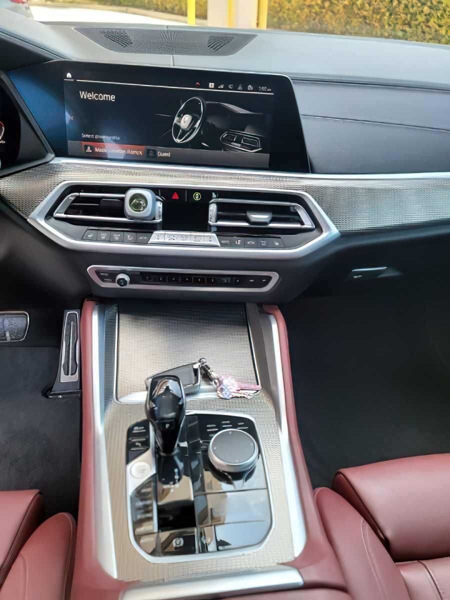 2021 BMW X6 xDrive40i