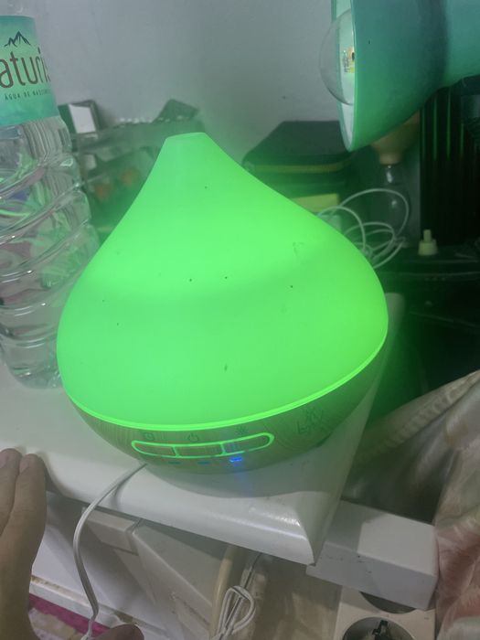 Aroma diffuser .