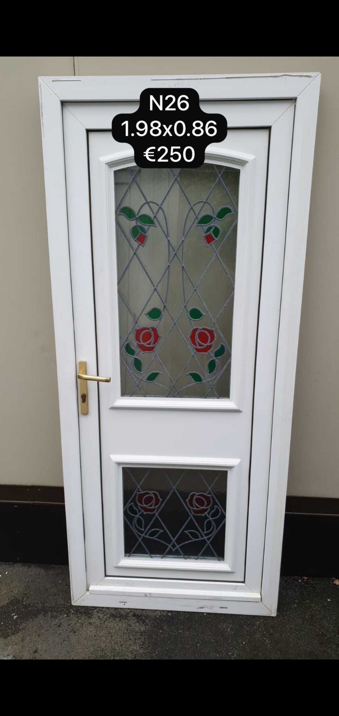 Portas de entrada em pvc