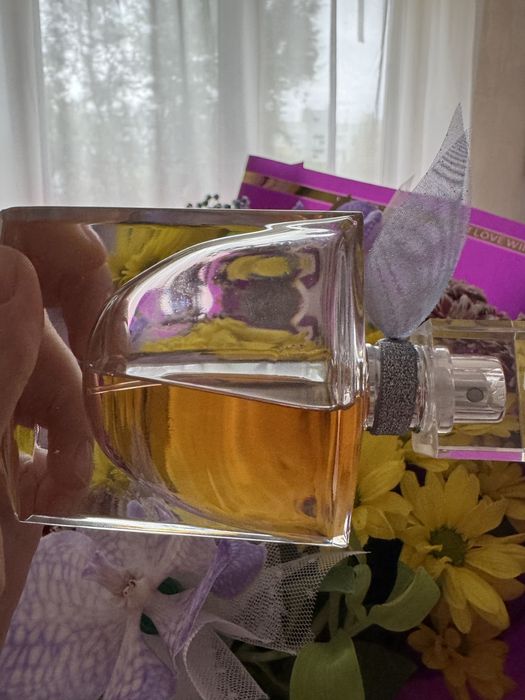 La vie est belle Lancome остаток из 50 млNarciso Rodrigues for her edt