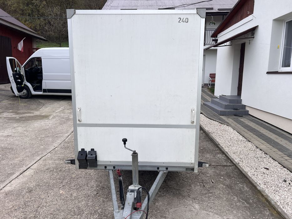 Przyczepa Cargo Furgon Niewiadów stan b.dobry